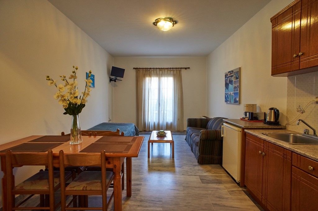 Angela Apartments Kokkari Exterior photo